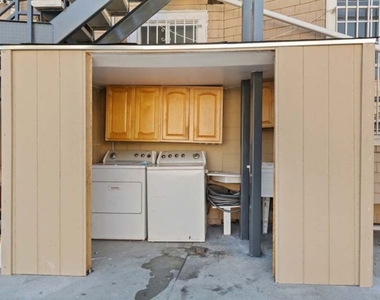 1125 S Lake Street - Photo Thumbnail 16