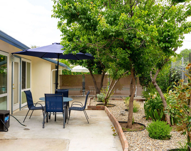 22736 Cantlay Street - Photo Thumbnail 26