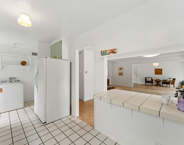 22736 Cantlay Street - Photo Thumbnail 15