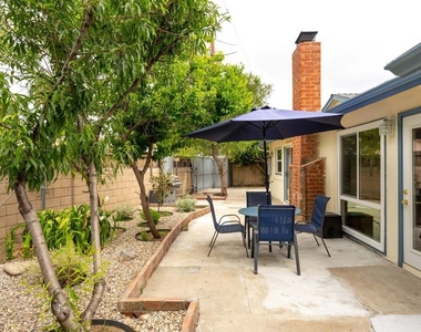 22736 Cantlay Street - Photo Thumbnail 30
