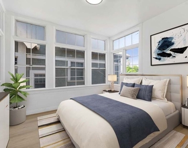 1125 S Lake Street - Photo Thumbnail 3
