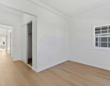 1125 S Lake Street - Photo Thumbnail 10