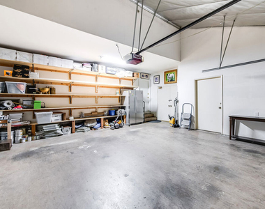 4635 Clybourn Avenue - Photo Thumbnail 32