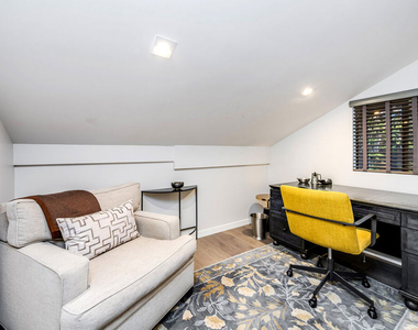 4635 Clybourn Avenue - Photo Thumbnail 53