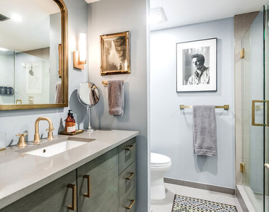 4635 Clybourn Avenue - Photo Thumbnail 56