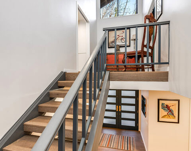 4635 Clybourn Avenue - Photo Thumbnail 40