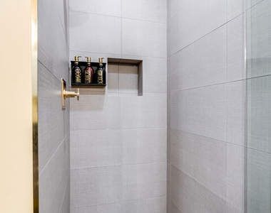 4635 Clybourn Avenue - Photo Thumbnail 30