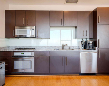 1100 Wilshire Boulevard - Photo Thumbnail 8