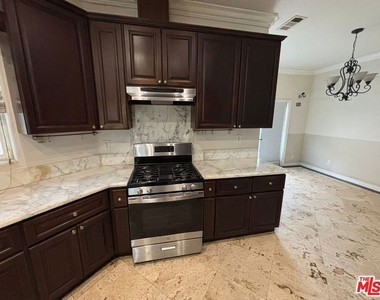 2600 W Picadilly Way - Photo Thumbnail 5
