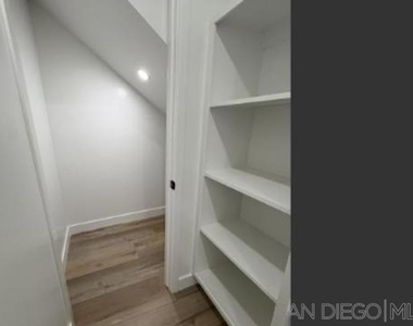 260 Donax Ave - Photo Thumbnail 6
