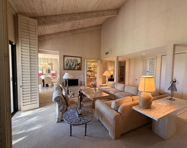 714 Inverness Drive - Photo Thumbnail 2