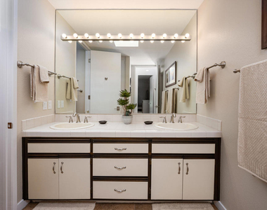 28764 Taos Court - Photo Thumbnail 15