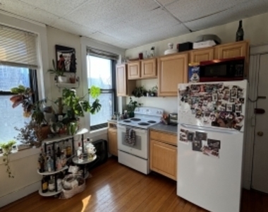 50 Carlton St - Photo Thumbnail 13