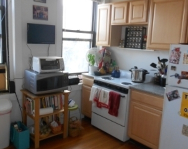 50 Carlton St - Photo Thumbnail 5