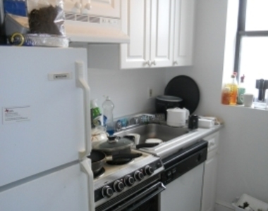 825 Beacon St - Photo Thumbnail 4