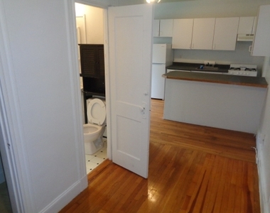 75 Queensberry St - Photo Thumbnail 3