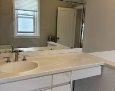 50 Parkman St - Photo Thumbnail 32