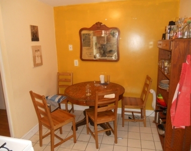225 Freeman - Photo Thumbnail 2