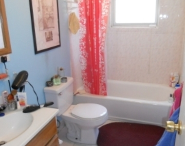 225 Freeman - Photo Thumbnail 7