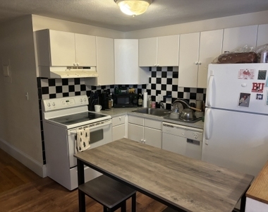500 Park Dr - Photo Thumbnail 5