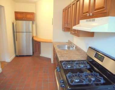 450 Park Dr - Photo Thumbnail 3