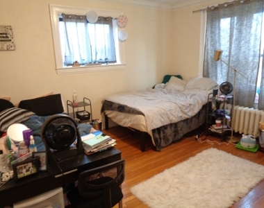 450 Park Dr - Photo Thumbnail 1