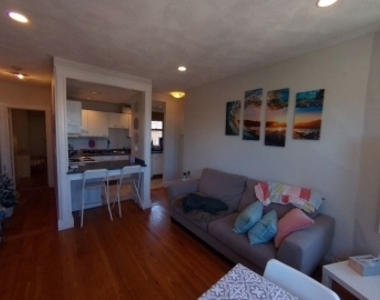 450 Park Dr - Photo Thumbnail 2