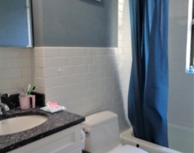450 Park Dr - Photo Thumbnail 9