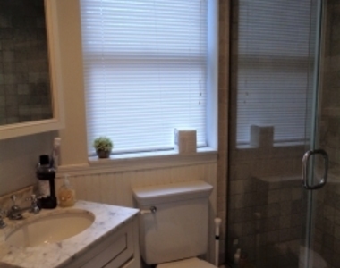 450 Park Dr - Photo Thumbnail 8