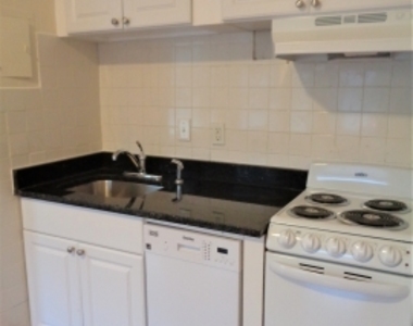 550 Brookline Ave - Photo Thumbnail 9