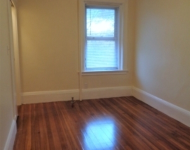 550 Brookline Ave - Photo Thumbnail 6
