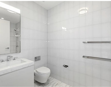 50 W 66th St - Photo Thumbnail 11