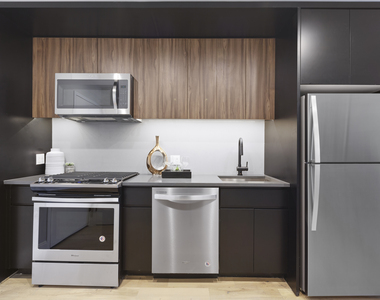 329 East 132nd Street - Photo Thumbnail 3