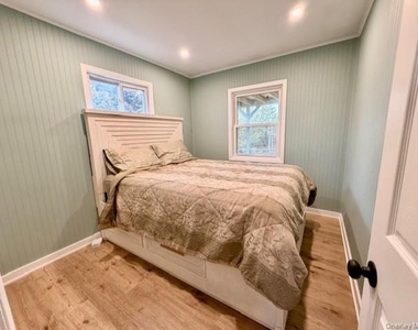 409a Dune Road - Photo Thumbnail 11