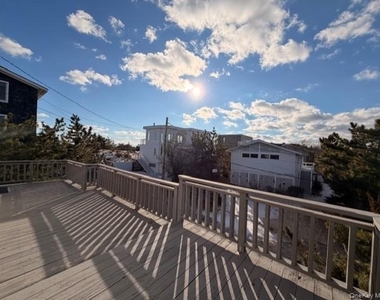 409a Dune Road - Photo Thumbnail 2
