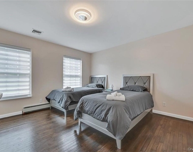 362 Rose Road - Photo Thumbnail 17