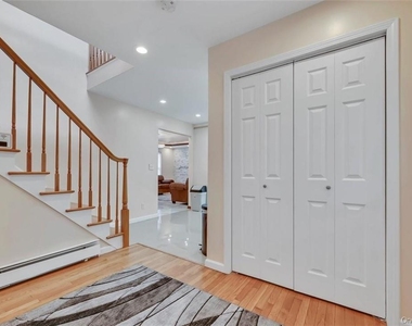 362 Rose Road - Photo Thumbnail 6