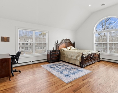 16 Gateway Court - Photo Thumbnail 16