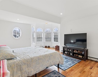 16 Gateway Court - Photo Thumbnail 19