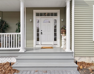 16 Gateway Court - Photo Thumbnail 2