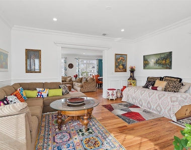 16 Gateway Court - Photo Thumbnail 7