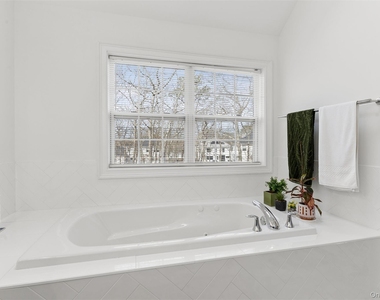 16 Gateway Court - Photo Thumbnail 23