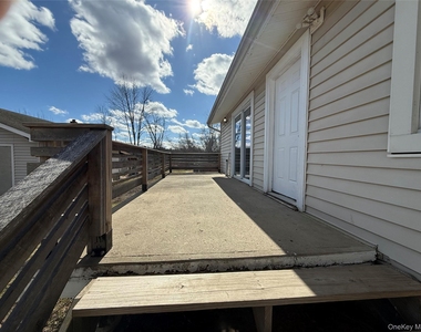 657 Eatontown Road - Photo Thumbnail 12