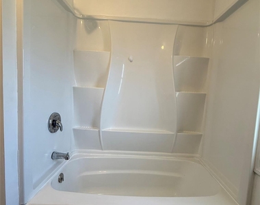 657 Eatontown Road - Photo Thumbnail 8