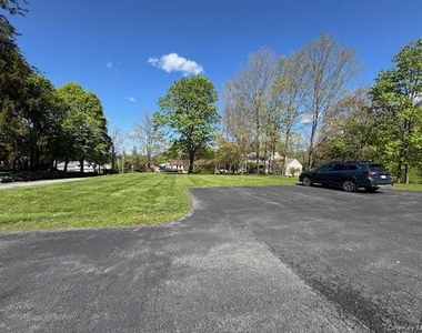 78 Duncan Avenue - Photo Thumbnail 20
