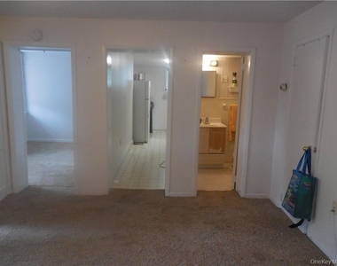 78 Duncan Avenue - Photo Thumbnail 2