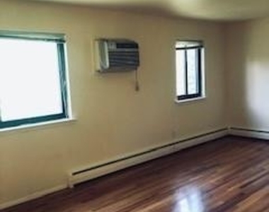 5 Brevoort Drive - Photo Thumbnail 2