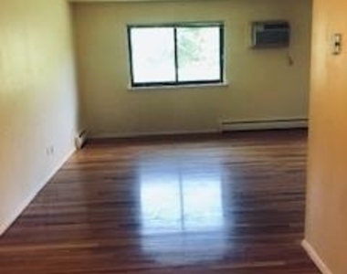 5 Brevoort Drive - Photo Thumbnail 1