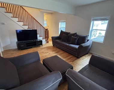 165 Lake Avenue - Photo Thumbnail 14