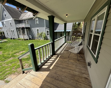 165 Lake Avenue - Photo Thumbnail 7
